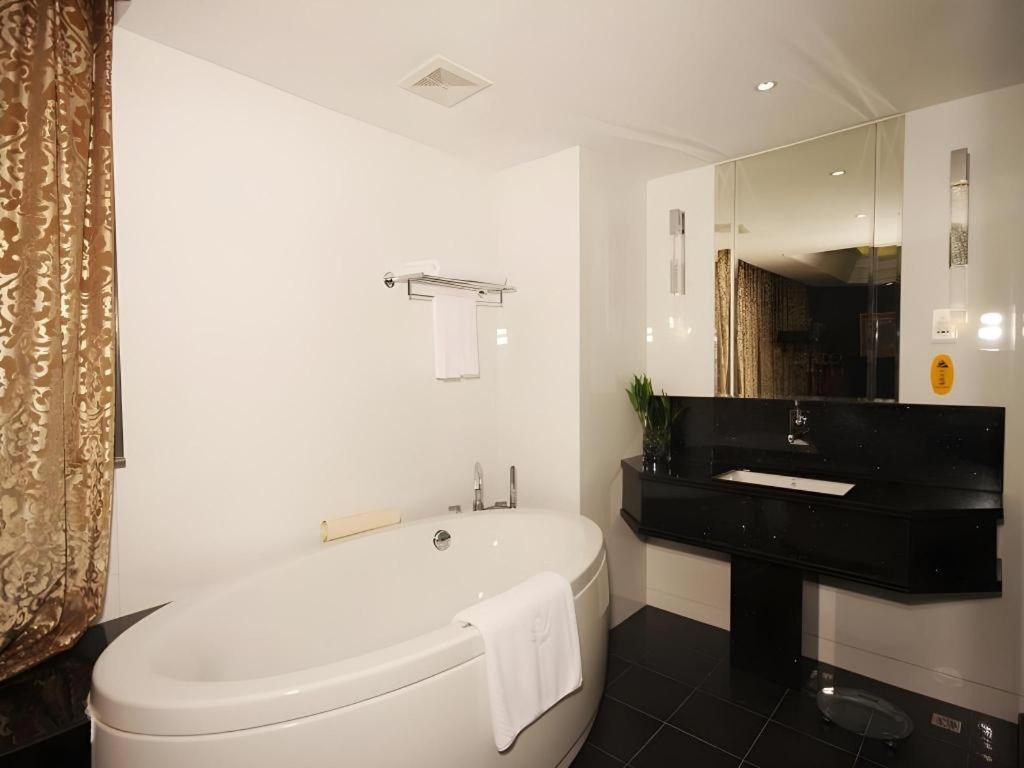 Nanning Sanzan Hotel מראה חיצוני תמונה